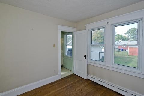 82 Redlands St, Springfield, MA 01104 photo 23