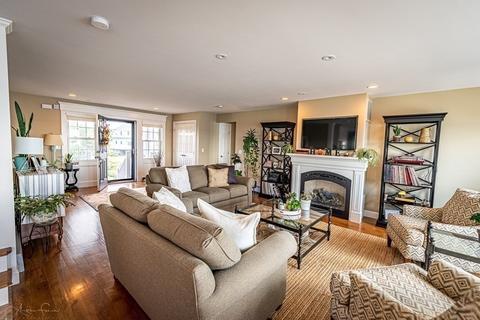 24 Nelson Ave, Fairhaven, MA 02719 photo 12