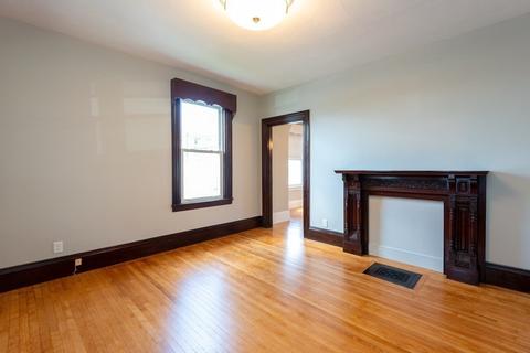 28 Locust St, Everett, MA 02149 photo 11