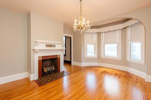 28 Locust St, Everett, MA 02149 photo 6