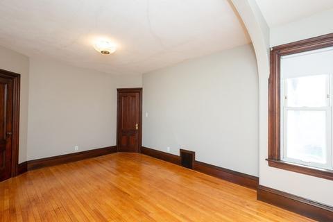 28 Locust St, Everett, MA 02149 photo 20