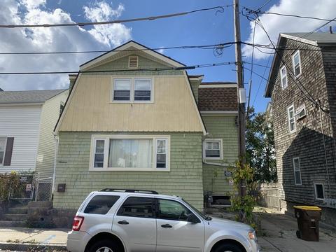 19 Beacon St, Fall River, MA 02721 photo 2