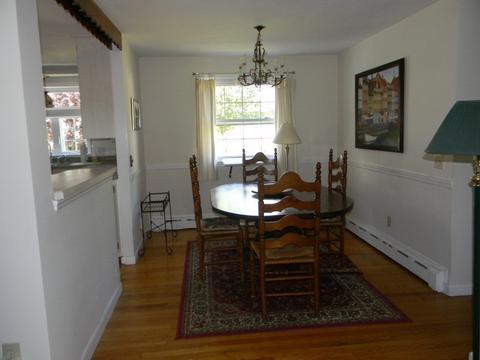 30 Glenvale St, Springfield, MA 01119 photo 9