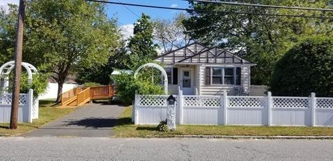 29 Lamont St, Springfield, MA 01119 photo 2