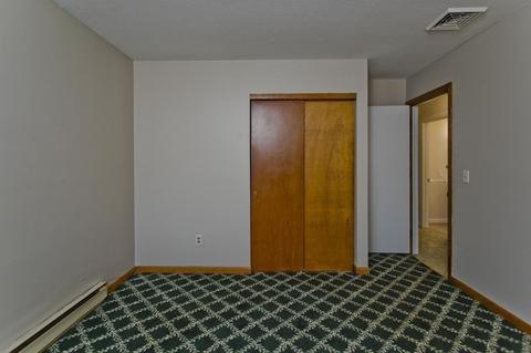 29 Lamont St, Springfield, MA 01119 photo 10