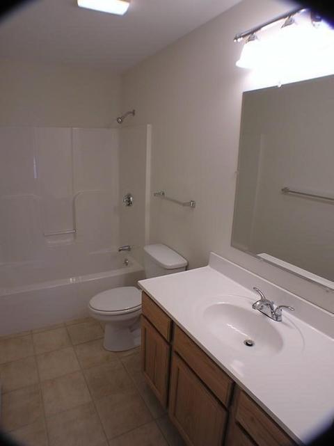 16 Corning Ave, Worcester, MA 01605 photo 9