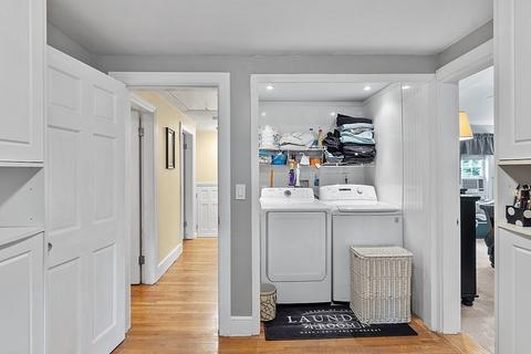 54 Pine St, Danvers, MA 01923 photo 12