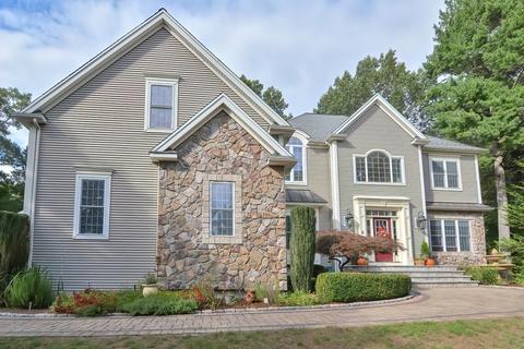 11 Dudley Rd, Mendon, MA 01756 photo 1