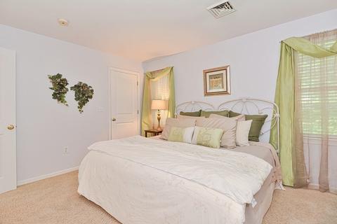 11 Dudley Rd, Mendon, MA 01756 photo 33