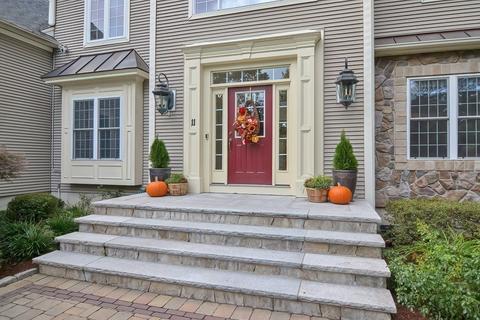 11 Dudley Rd, Mendon, MA 01756 photo 4