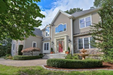 11 Dudley Rd, Mendon, MA 01756 photo 3