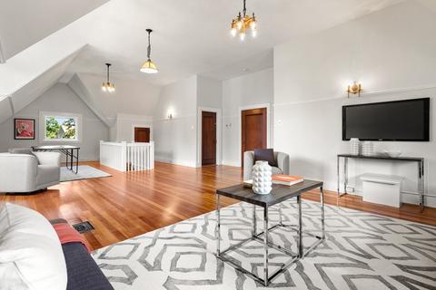 101 Dean Rd, Brookline, MA 02445 photo 20