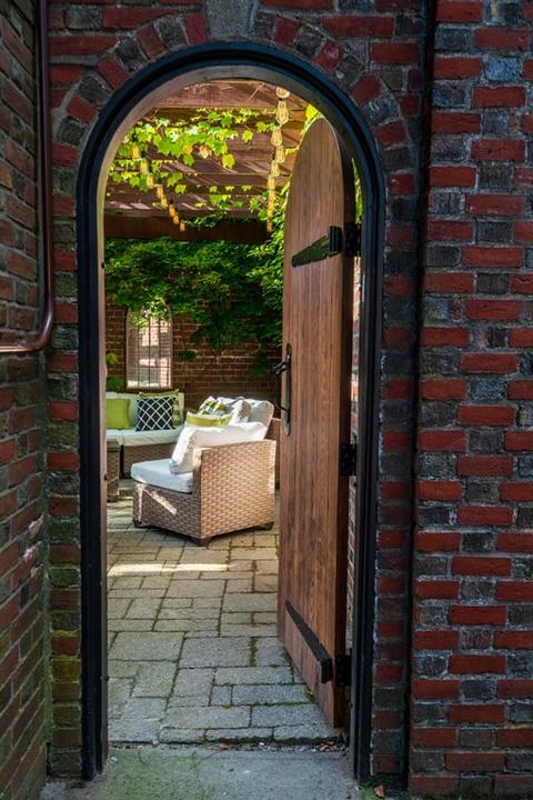101 Dean Rd, Brookline, MA 02445 photo 26