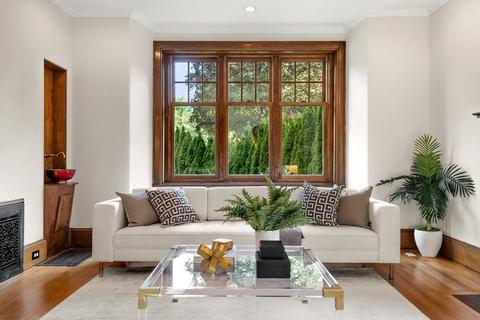 101 Dean Rd, Brookline, MA 02445 photo 4