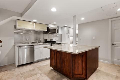 101 Dean Rd, Brookline, MA 02445 photo 23