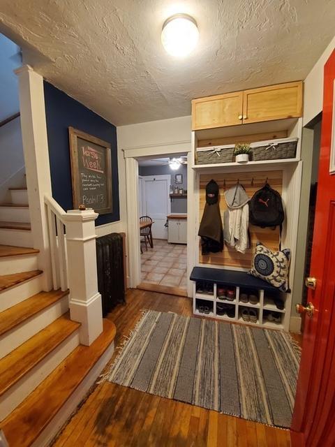 1 Manor St, Worcester, MA 01602 photo 2