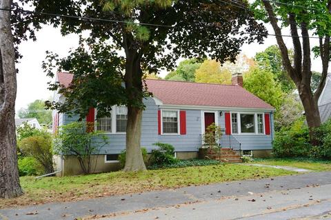 66 Beach St, Marblehead, MA 01945 photo 1