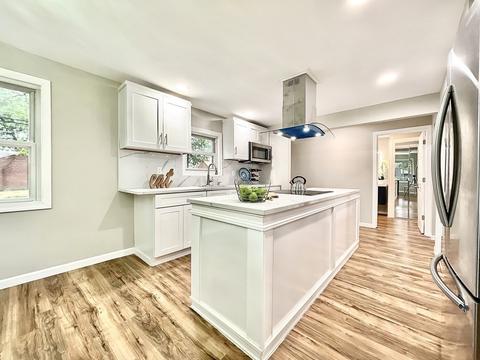 867 Roosevelt Ave, Springfield, MA 01109 photo 4