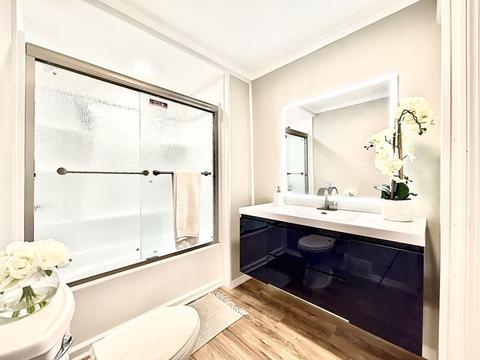867 Roosevelt Ave, Springfield, MA 01109 photo 8