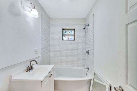 47 Wilcox St, Springfield, MA 01105 photo 20