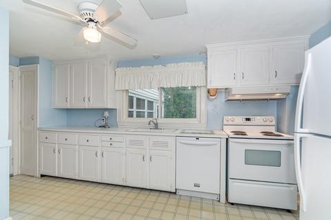 27 Fairmount Rd, Reading, MA 01867 photo 5