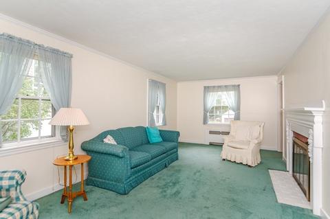 27 Fairmount Rd, Reading, MA 01867 photo 9