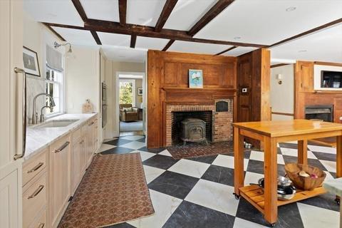 215 Main St, Hingham, MA 02043 photo 5