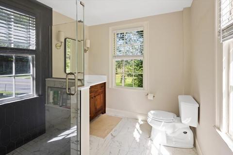 215 Main St, Hingham, MA 02043 photo 23