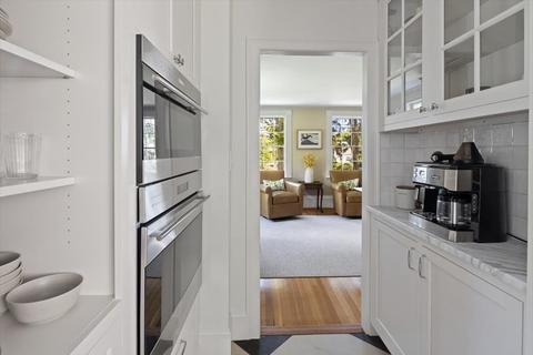 215 Main St, Hingham, MA 02043 photo 12