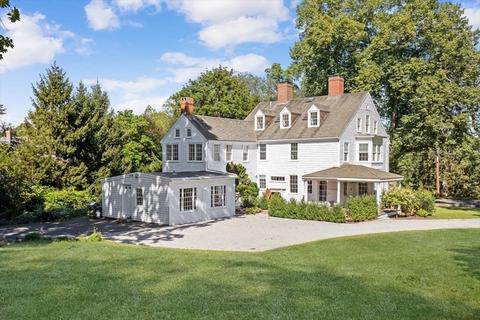 215 Main St, Hingham, MA 02043 photo 2