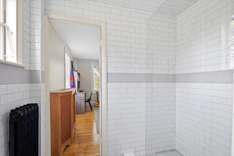 215 Main St, Hingham, MA 02043 photo 25