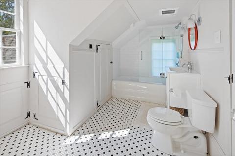 215 Main St, Hingham, MA 02043 photo 30