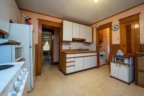 290 Goodwin St, Springfield, MA 01151 photo 17