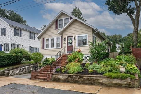 5 Crescent Ave, Stoneham, MA 02180 photo 2