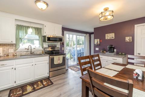 206 Pine Acre Rd, Springfield, MA 01129 photo 8