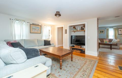 71 North St, Georgetown, MA 01833 photo 10
