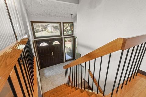 86 Beaver Rd, Reading, MA 01867 photo 4