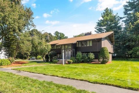 86 Beaver Rd, Reading, MA 01867 photo 2