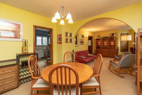 21 Home St, Springfield, MA 01104 photo 9