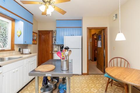 21 Home St, Springfield, MA 01104 photo 12