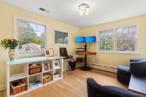 189 Hart St, Beverly, MA 01915 photo 26