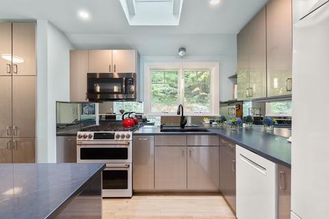 189 Hart St, Beverly, MA 01915 photo 11