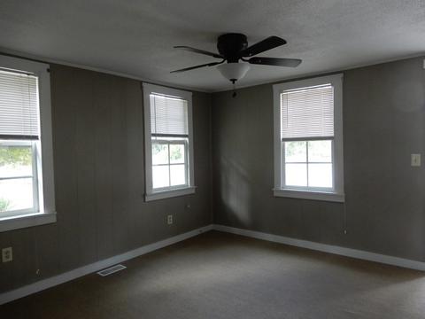 79 East St, Ware, MA 01082 photo 13
