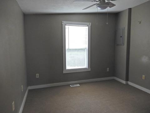 79 East St, Ware, MA 01082 photo 16