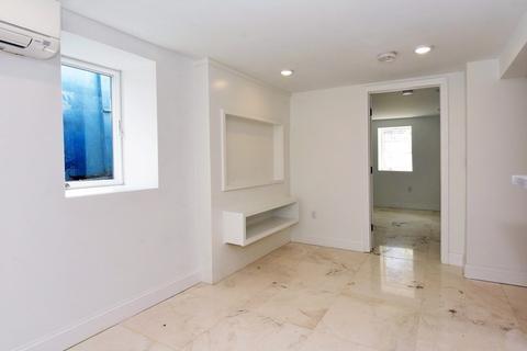 39 Cedar St, Everett, MA 02149 photo 17
