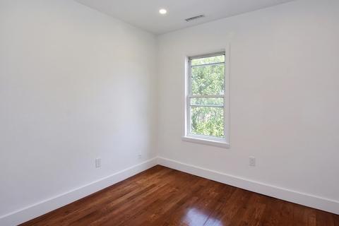 39 Cedar St, Everett, MA 02149 photo 15