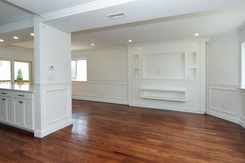 39 Cedar St, Everett, MA 02149 photo 3