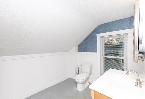 576 Third St, Fall River, MA 02721 photo 10