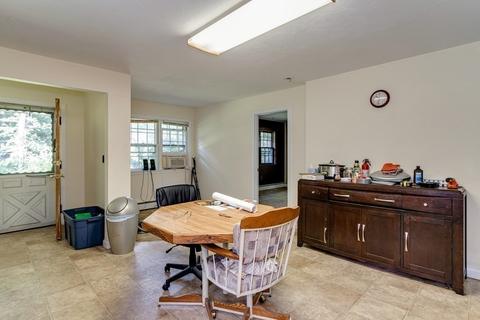 2 Vine St, Franklin, MA 02038 photo 3