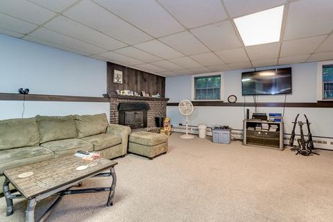 2 Vine St, Franklin, MA 02038 photo 13